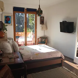 Cozy At The Castle Апартаменты